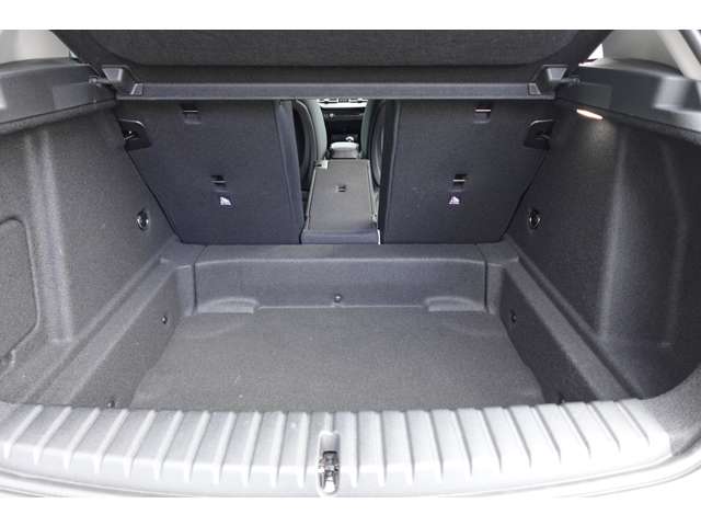 ＢＭＷ １シリーズ １１８Ｄ プレイ エディション ジョイ プラス ディーゼルターボ R3年 (近畿) 99