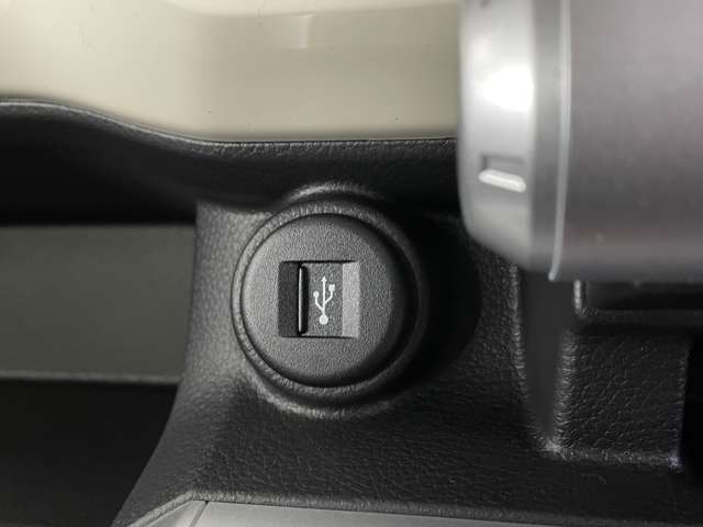 スズキ クロスビー １．０ ハイブリッド ＭＺ ４ＷＤ R6年 (北海道) 99