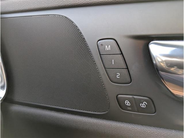 ボルボ Ｖ６０ Ｔ５　モメンタム R1年 (東北) 99