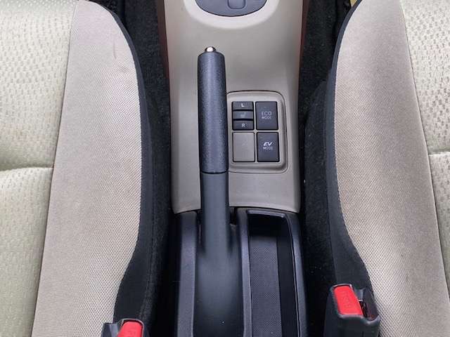 トヨタ アクア １．５ Ｓ H24年 (東北) 99