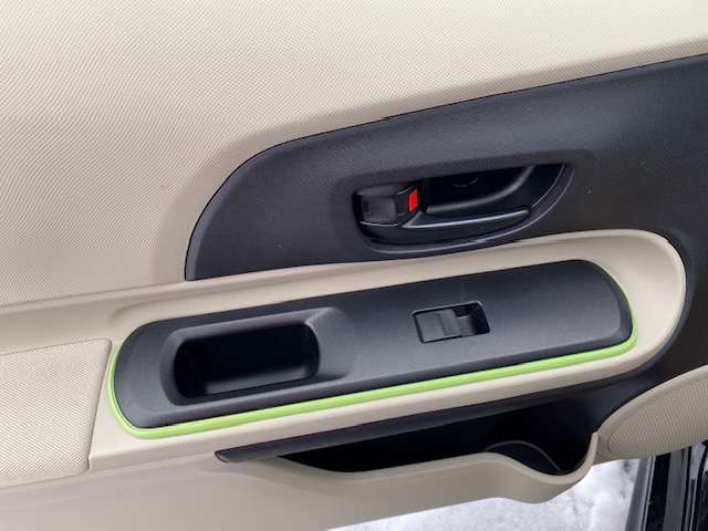 トヨタ アクア １．５ Ｓ H24年 (東北) 99