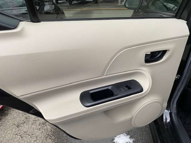 トヨタ アクア １．５ Ｓ H24年 (東北) 99