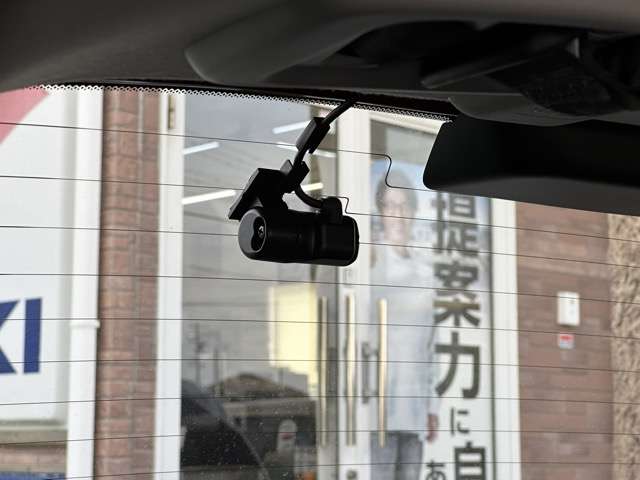 ホンダ フィット　ハイブリッド １．５ Ｅ：ＨＥＶ ホーム ブラックスタイル R6年 (東海) 99