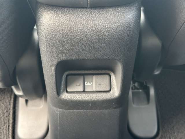 ホンダ フィット　ハイブリッド １．５ Ｅ：ＨＥＶ ホーム R6年 (東海) 99