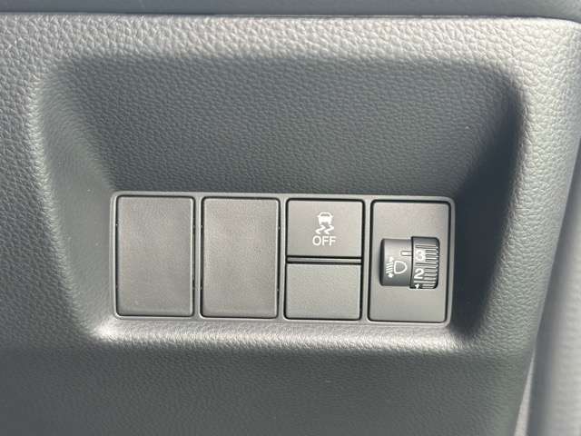 ホンダ フィット　ハイブリッド １．５ Ｅ：ＨＥＶ ホーム R6年 (東海) 99