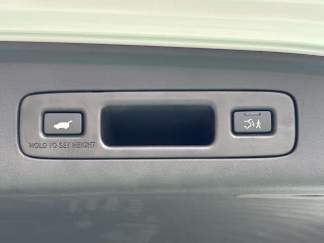 ホンダ ＺＲ－Ｖ ２．０ Ｅ：ＨＥＶ Ｚ R6年 (東海) 99