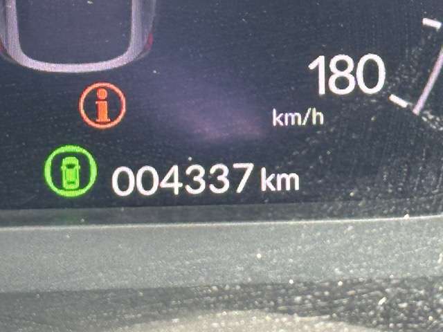 ホンダ シビック　ハイブリッド ２．０ Ｅ：ＨＥＶ R4年 (東海) 99