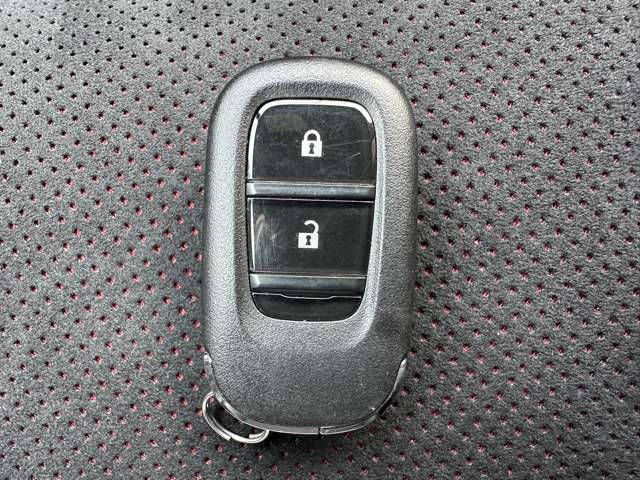 ホンダ シビック　ハイブリッド ２．０ Ｅ：ＨＥＶ R4年 (東海) 99