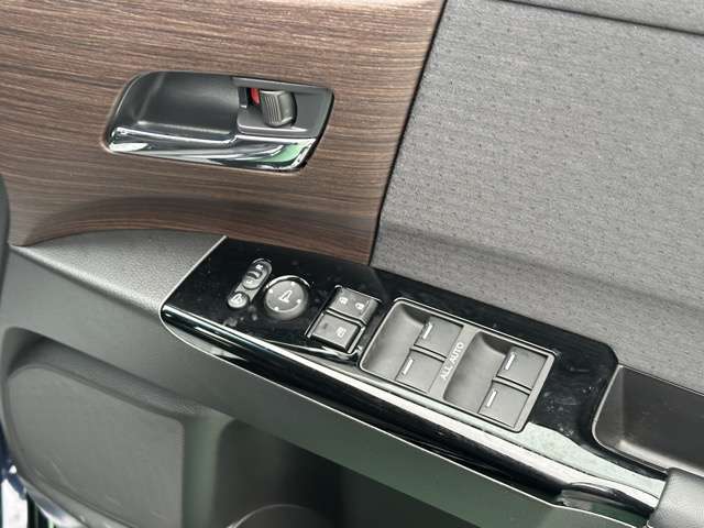 ホンダ オデッセイ　ハイブリッド ２．０ Ｅ：ＨＥＶ アブソルート R3年 (東海) 99