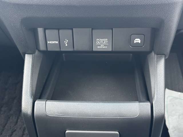 ホンダ オデッセイ　ハイブリッド ２．０ Ｅ：ＨＥＶ アブソルート R3年 (東海) 99