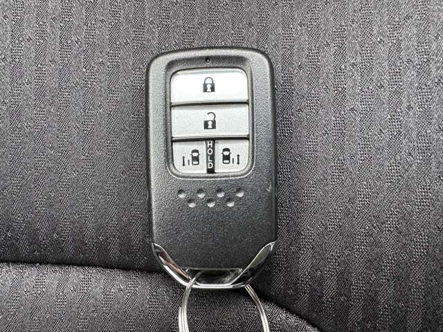 ホンダ オデッセイ　ハイブリッド ２．０ Ｅ：ＨＥＶ アブソルート R3年 (東海) 99