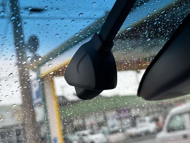 ホンダ オデッセイ　ハイブリッド ２．０ Ｅ：ＨＥＶ アブソルート R3年 (東海) 99