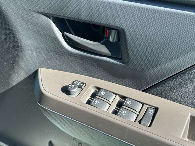 トヨタ ルーミー １．０ Ｘ R5年 (東海) 99