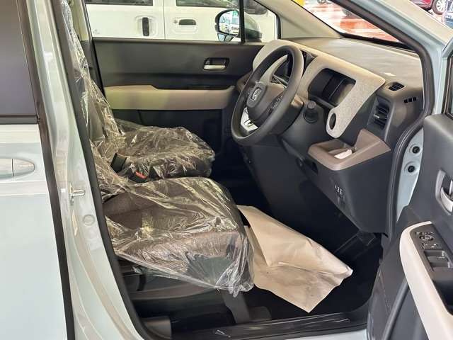 ホンダ フリード　ハイブリッド １．５ Ｅ：ＨＥＶ エアー R6年 (東海) 99