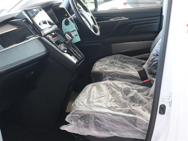 三菱 デリカ　Ｄ：５ ２．２ シャモニー 電動サイドステップ装着車 ディーゼルターボ ４ＷＤ R7年 (東海) 99