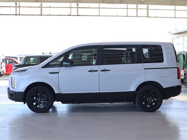 三菱 デリカ　Ｄ：５ ２．２ シャモニー 電動サイドステップ装着車 ディーゼルターボ ４ＷＤ R7年 (東海) 99