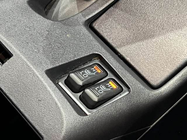 三菱 ランサー ２．０ ファイナルエディション ４ＷＤ H27年 (関東) 99