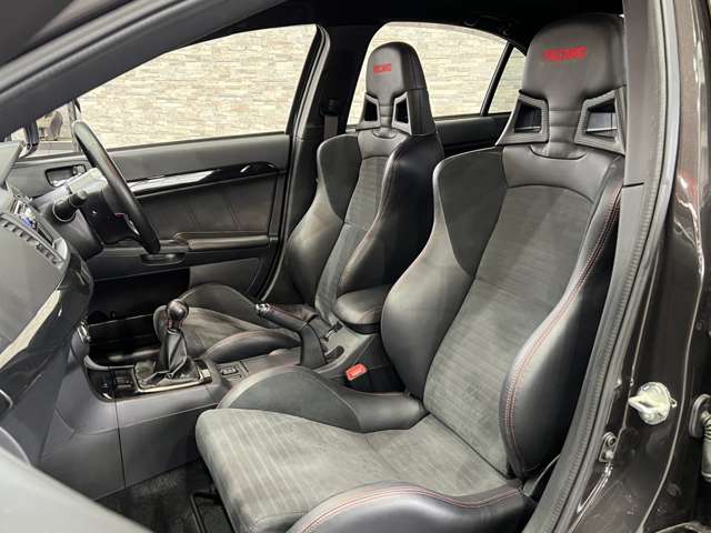 三菱 ランサー ２．０ ファイナルエディション ４ＷＤ H27年 (関東) 99