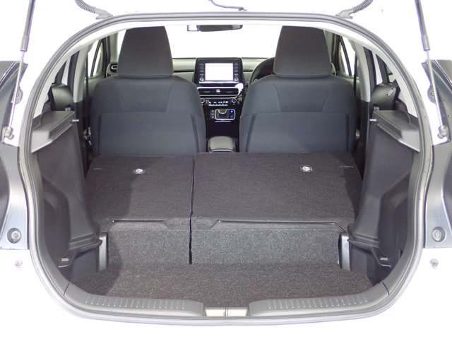 トヨタ アクア １．５ Ｇ R5年 (関東) 99