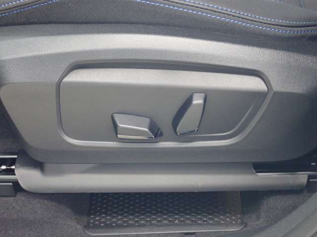 ＢＭＷ Ｘ１ Ｘドライブ２０Ｉ Ｍスポーツ ＤＣＴ ４ＷＤ R5年 (関東) 99