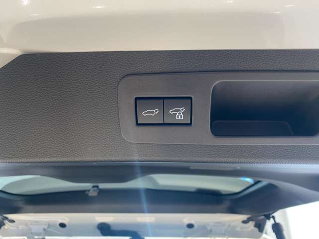 トヨタ ランドクルーザー ３．３ ＧＲスポーツ ディーゼルターボ ４ＷＤ R5年 (九州・沖縄) 99