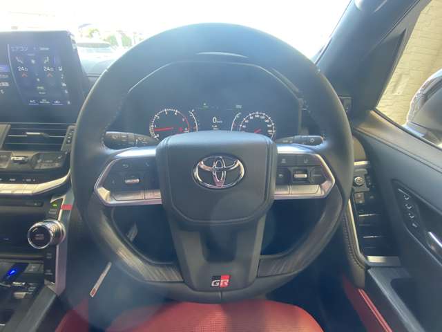 トヨタ ランドクルーザー ３．３ ＧＲスポーツ ディーゼルターボ ４ＷＤ R5年 (九州・沖縄) 99