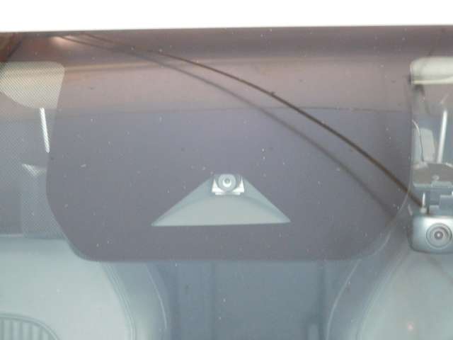 日産 ノートオーラ １．２ Ｇ レザーエディション R5年 (九州・沖縄) 99