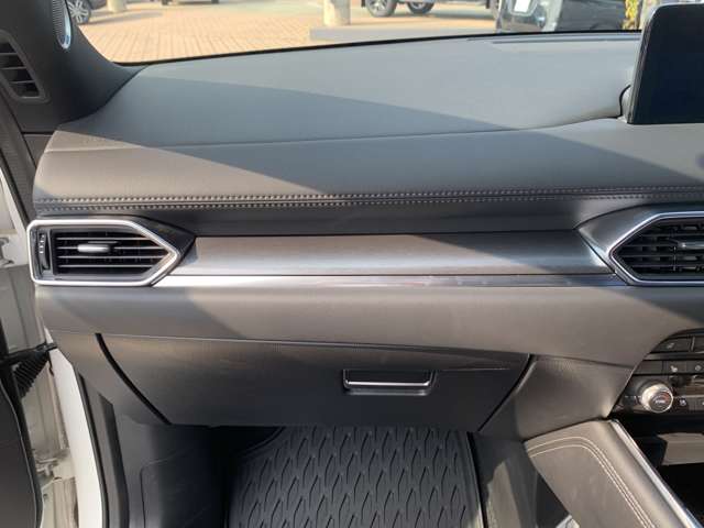 マツダ ＣＸ−８ ２．２ ＸＤ エクスクルーシブ モード ディーゼルターボ ４ＷＤ R5年 (九州・沖縄) 99