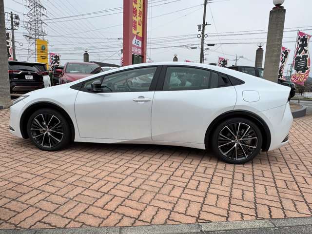 トヨタ プリウス ２．０ Ｚ R7年 (九州・沖縄) 99