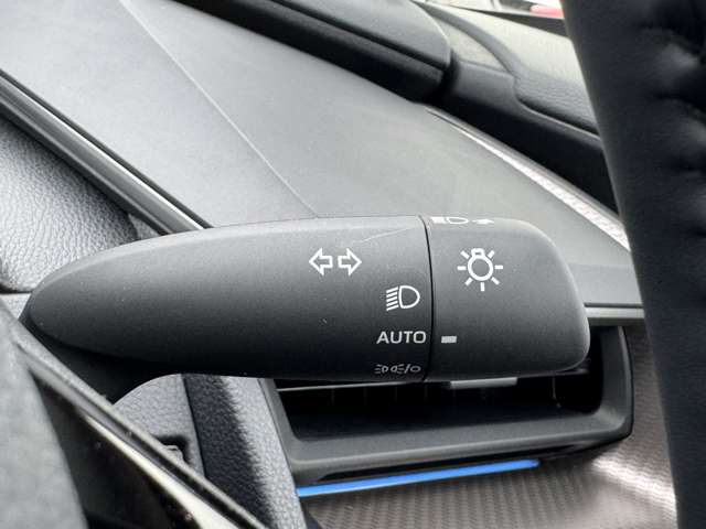 トヨタ プリウス ２．０ Ｚ R7年 (九州・沖縄) 99