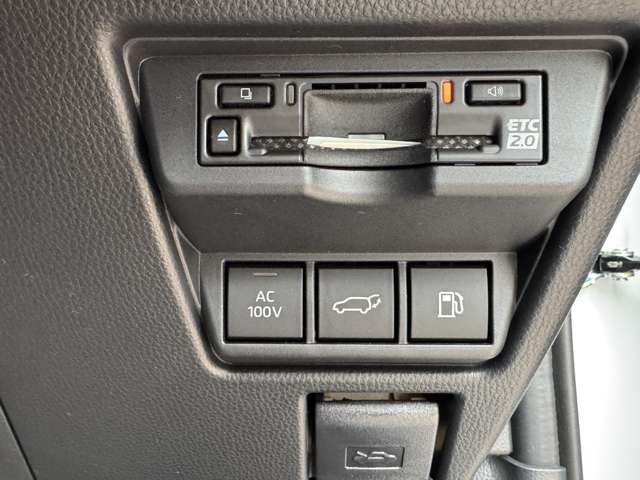 トヨタ プリウス ２．０ Ｚ R7年 (九州・沖縄) 99