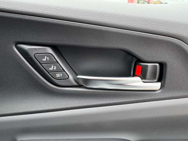 トヨタ プリウス ２．０ Ｚ R7年 (九州・沖縄) 99