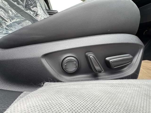 トヨタ プリウス ２．０ Ｚ R7年 (九州・沖縄) 99