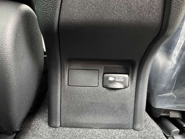 トヨタ プリウス ２．０ Ｚ R7年 (九州・沖縄) 99