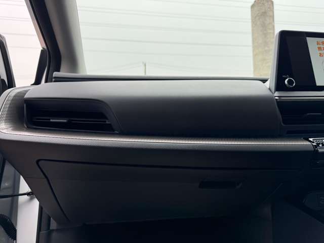 トヨタ プリウス ２．０ Ｚ R7年 (九州・沖縄) 99