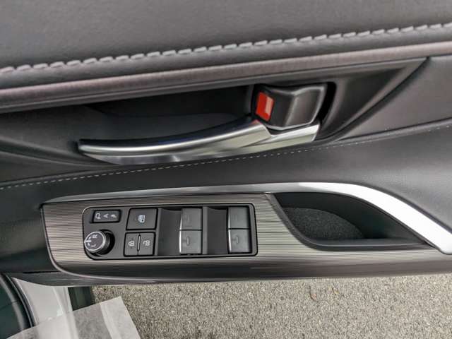 トヨタ ハリアー　ハイブリッド ２．５ ハイブリッド Ｇ R7年 (九州・沖縄) 99