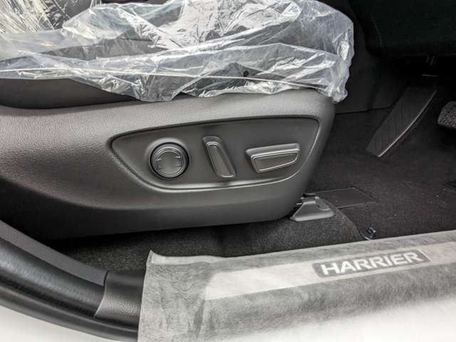 トヨタ ハリアー　ハイブリッド ２．５ ハイブリッド Ｇ R7年 (九州・沖縄) 99