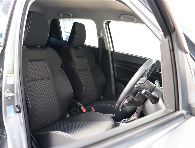 スズキ スイフト １．２ ハイブリッド ＲＳ R1年 (関東) 99