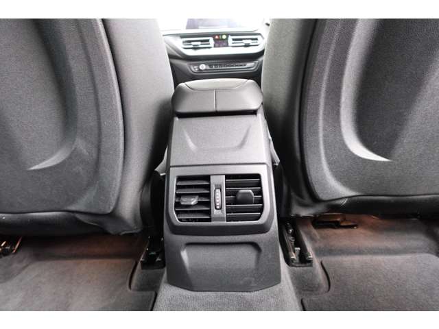 ＢＭＷ １シリーズ １１８Ｄ プレイ ディーゼルターボ R6年 (近畿) 99