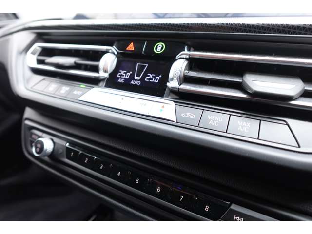 ＢＭＷ １シリーズ １１８Ｄ プレイ ディーゼルターボ R6年 (近畿) 99