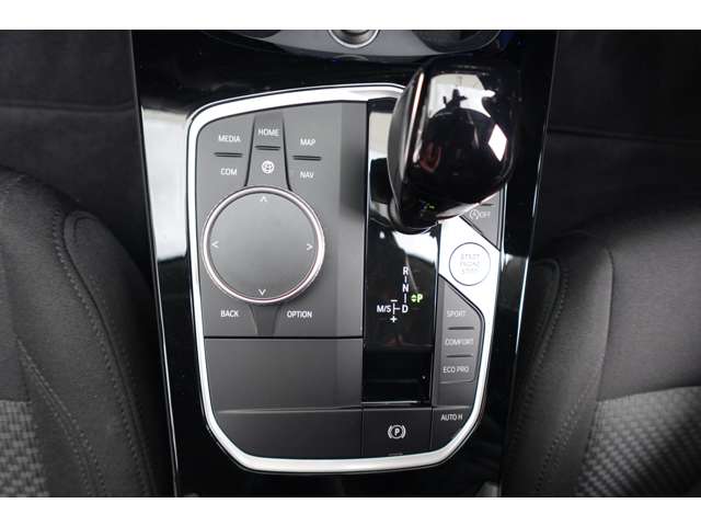 ＢＭＷ １シリーズ １１８Ｄ プレイ ディーゼルターボ R6年 (近畿) 99