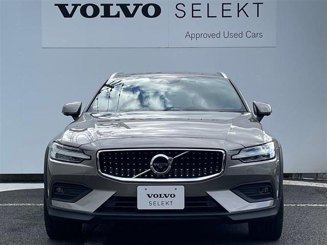 ボルボ Ｖ６０クロスカントリー Ｂ５ ＡＷＤ プロ ４ＷＤ R3年 (東北) 99
