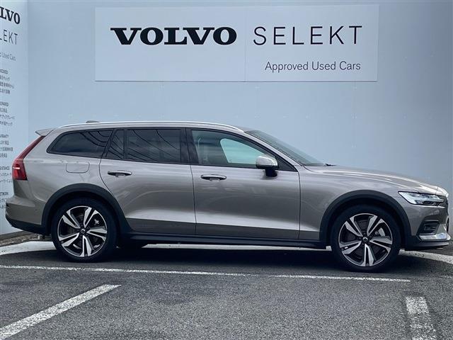 ボルボ Ｖ６０クロスカントリー Ｂ５ ＡＷＤ プロ ４ＷＤ R3年 (東北) 99