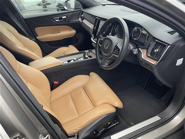 ボルボ Ｖ６０クロスカントリー Ｂ５ ＡＷＤ プロ ４ＷＤ R3年 (東北) 99