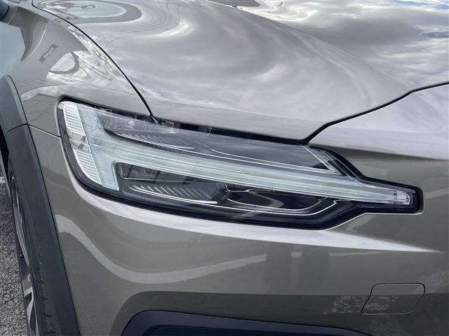 ボルボ Ｖ６０クロスカントリー Ｂ５ ＡＷＤ プロ ４ＷＤ R3年 (東北) 99