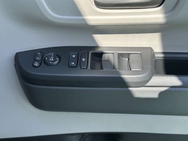 ホンダ Ｎ　ＢＯＸ ６６０ R7年 (東海) 99