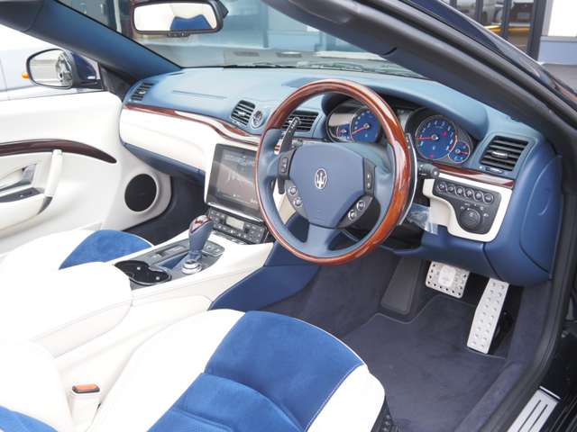 マセラティ グランカブリオ スポーツ R2年 (近畿) 99