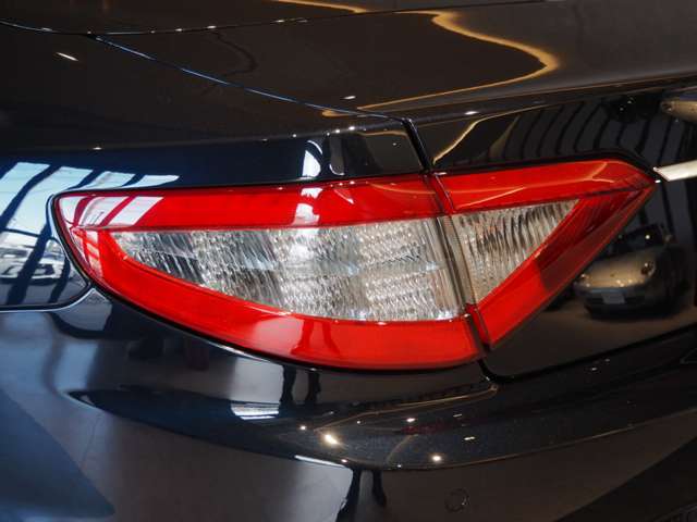 マセラティ グランカブリオ スポーツ R2年 (近畿) 99