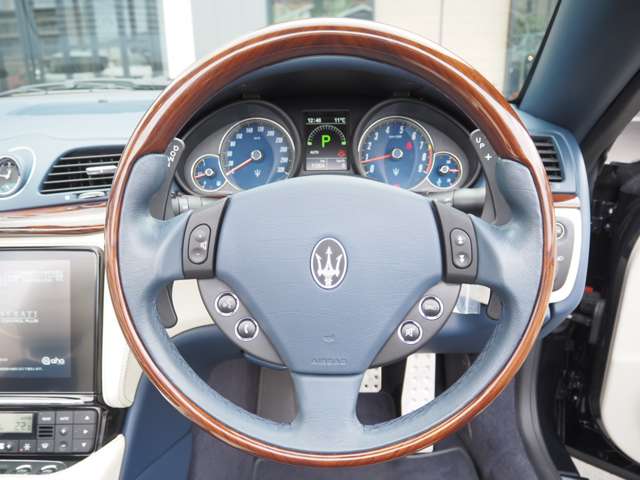 マセラティ グランカブリオ スポーツ R2年 (近畿) 99