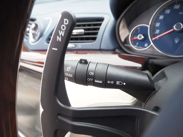 マセラティ グランカブリオ スポーツ R2年 (近畿) 99